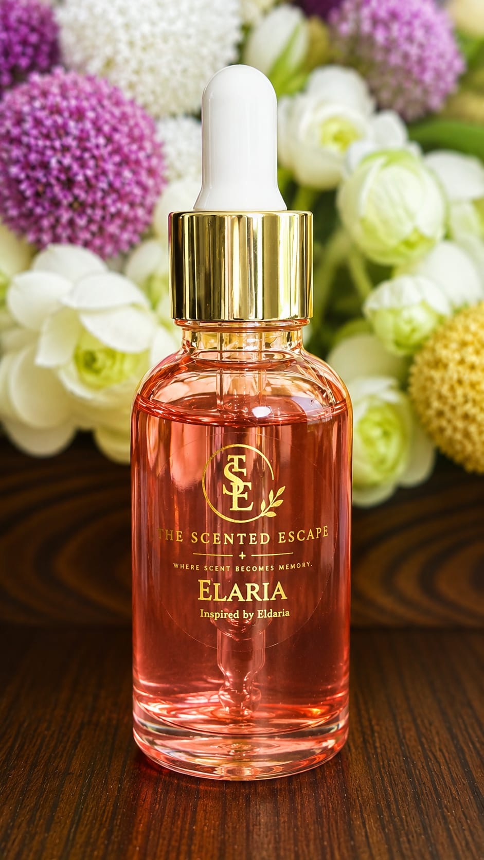 Elaria luxury perfume oil by The Scented Escape